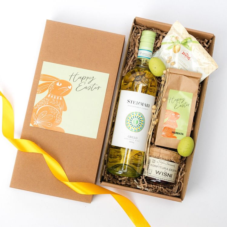 Świąteczny zestaw w prostokątnym pudełku kraft z białym winem, konfiturą wiśniową, marcepanem i jajkami ozdobnymi