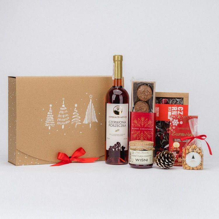 Świąteczne pudełko kraft prostokątne z butelką Czerwonej Porzeczki, czekoladkami żurawinowymi, konfiturą wiśniową i herbatą