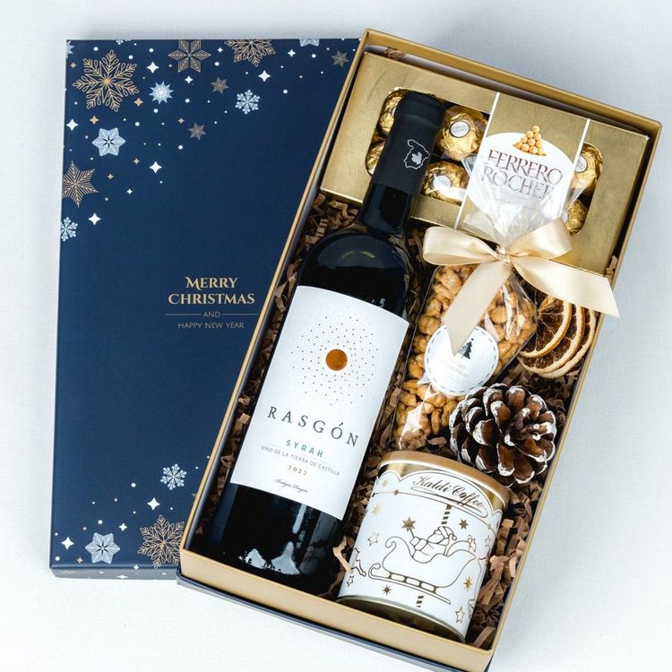 Świąteczny zestaw w granatowym pudełku z winem, Ferrero Rocher, Rasgón i Kaldi Coffee