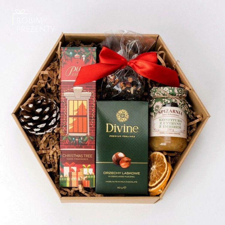 Świąteczny zestaw w sześciokątnym pudełku kraft z diffuserem, herbatą, orzechami w czekoladzie i konfiturą